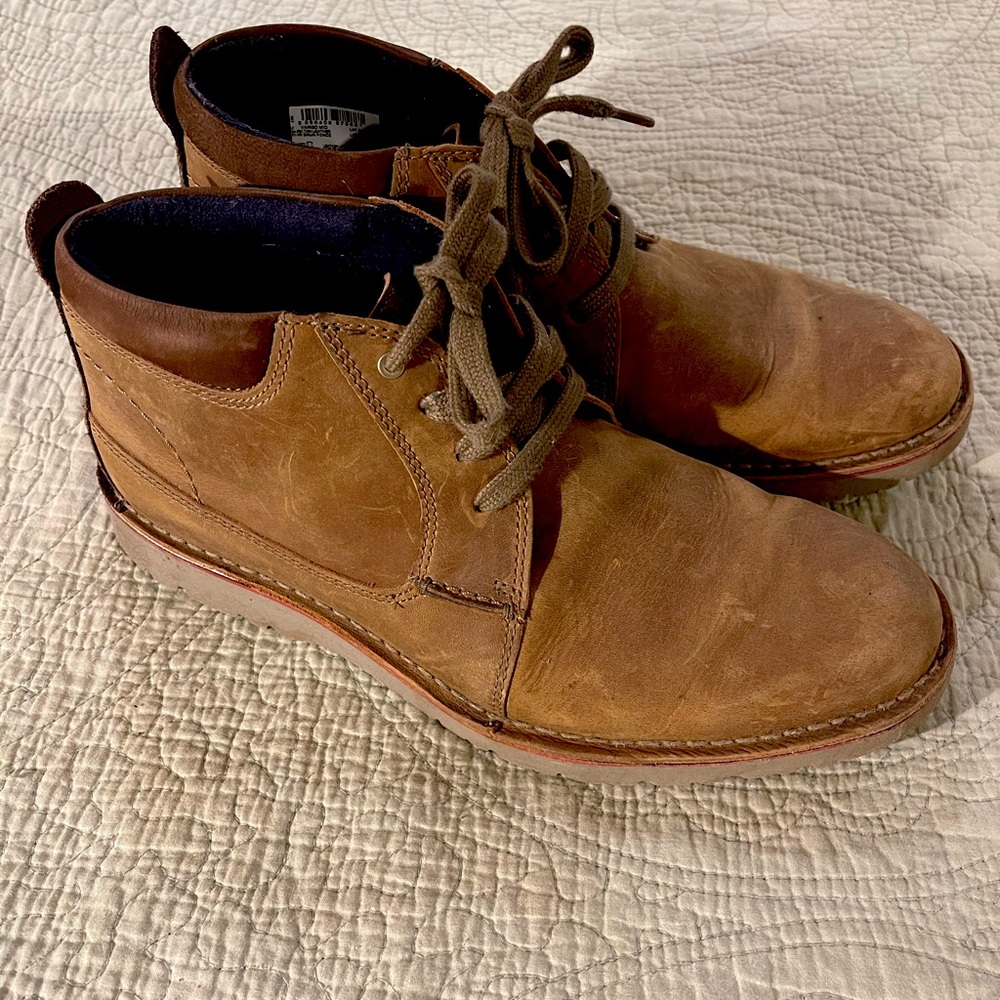 Men’s leather Clarks. Sz 10